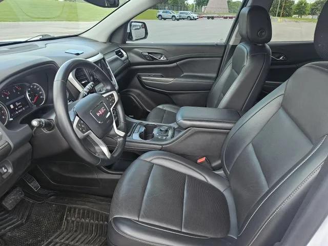 Used 2023 Summit White GMC SLT image 9