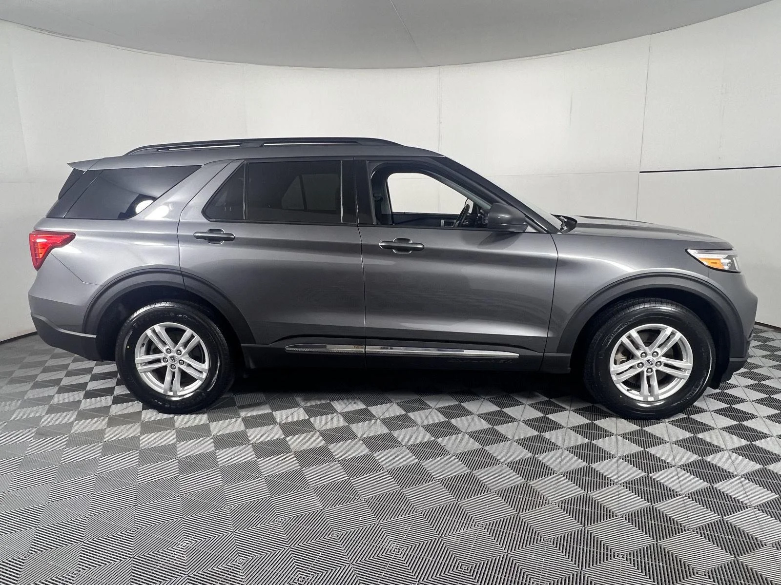Used 2023 Carbonized Gray Ford XLT image 11