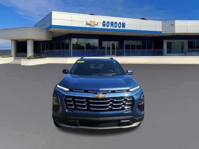 Used 2025 Lakeshore Blue Metallic Chevrolet LT image 9