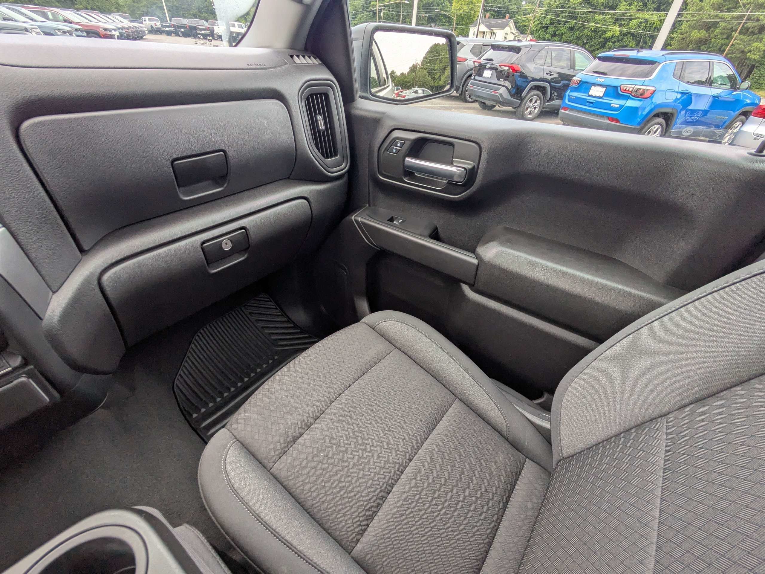 Used 2024 Summit White Chevrolet Custom image 17