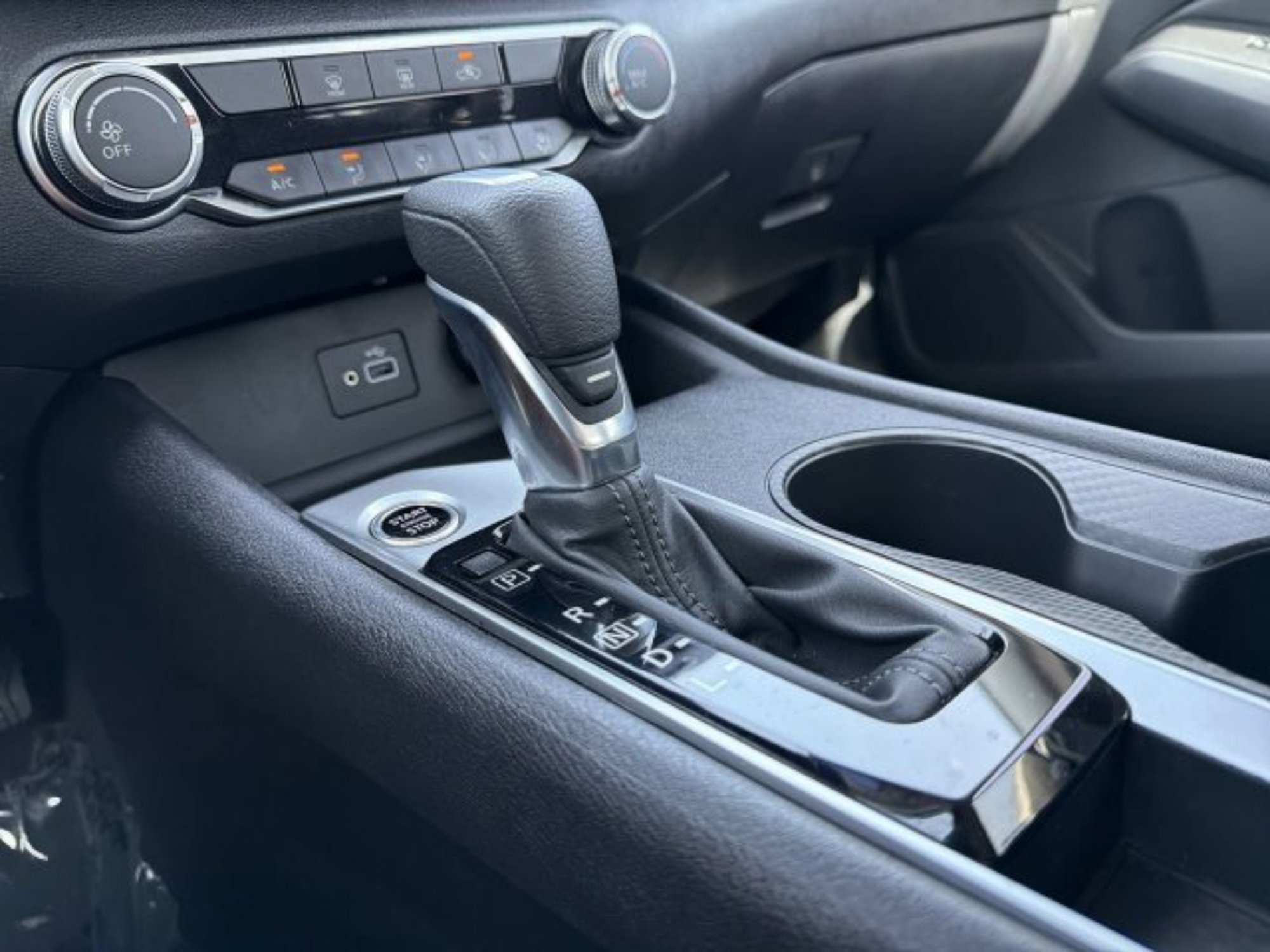 Used 2021 Gun Metallic Nissan 2.5 S image 14