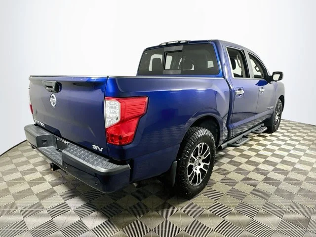Used 2021 Blue Nissan SV image 3