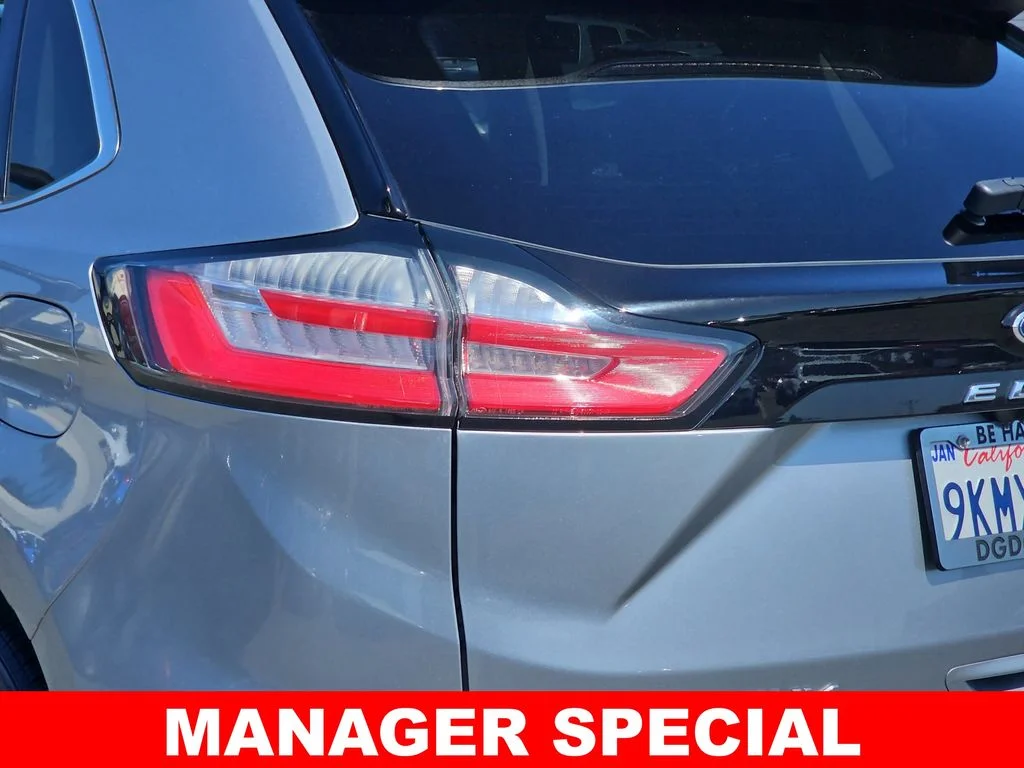 Used 2022 Silver Ford Titanium image 41