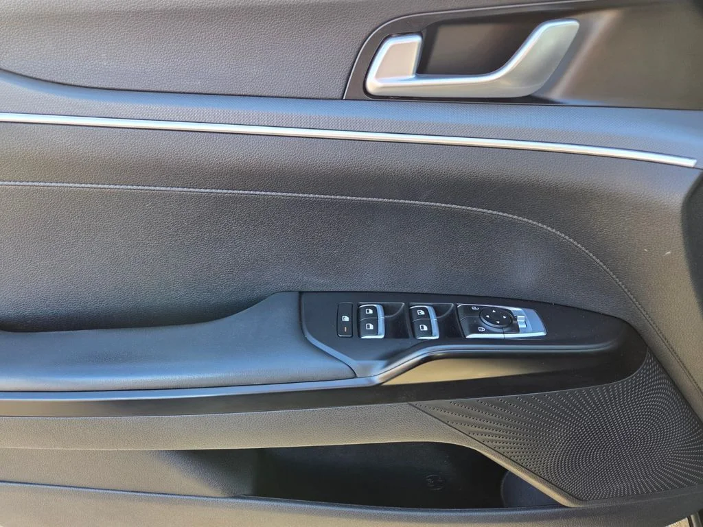 Used 2024 Black Kia GT-Line image 23