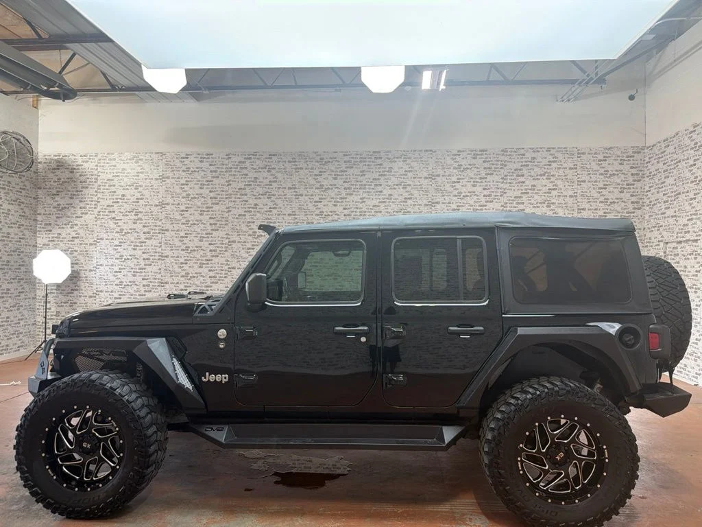 Used 2018 Black Clearcoat Jeep Unlimited Sport S image 4