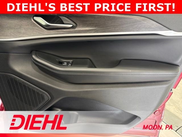 Used 2025 Red Jeep Limited image 15