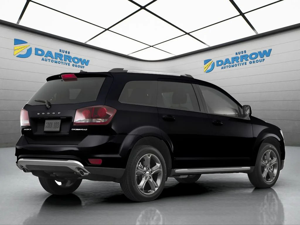 Used 2017 Black Dodge Crossroad image 3