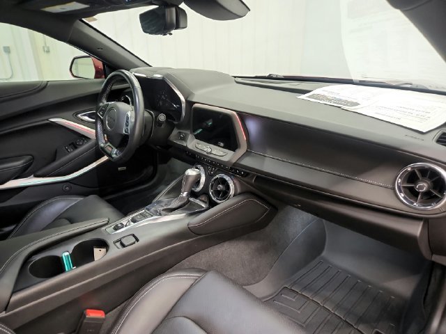 Used 2022 Red Chevrolet SS image 18