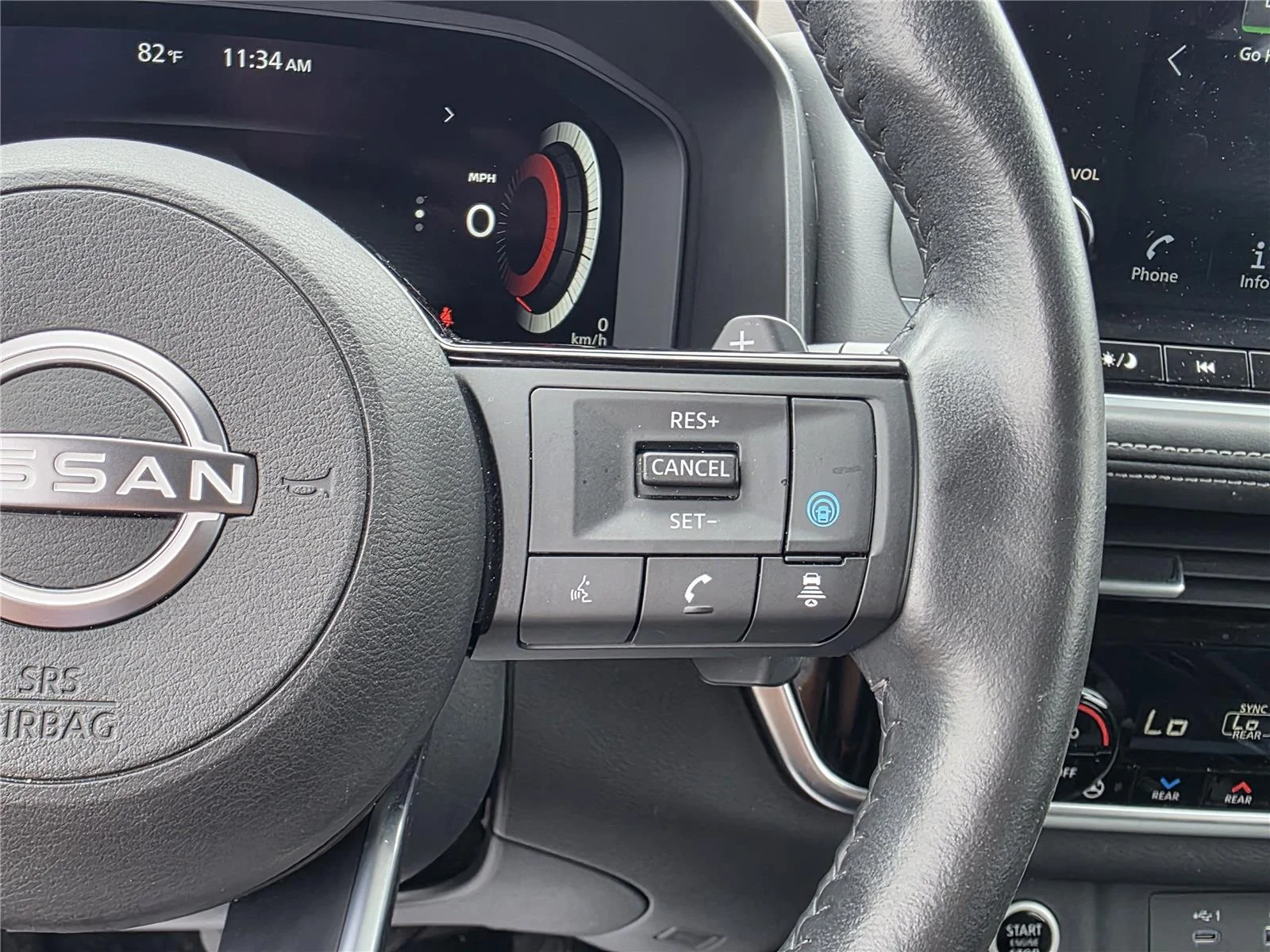 Used 2023 Pearl White Tricoat Nissan Platinum image 14