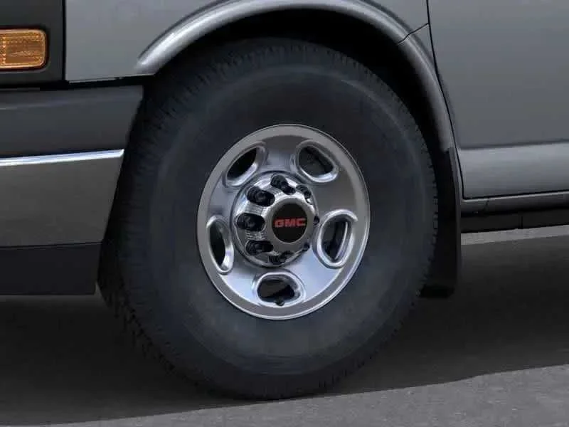 New 2025 Quicksilver Metallic GMC LT image 15