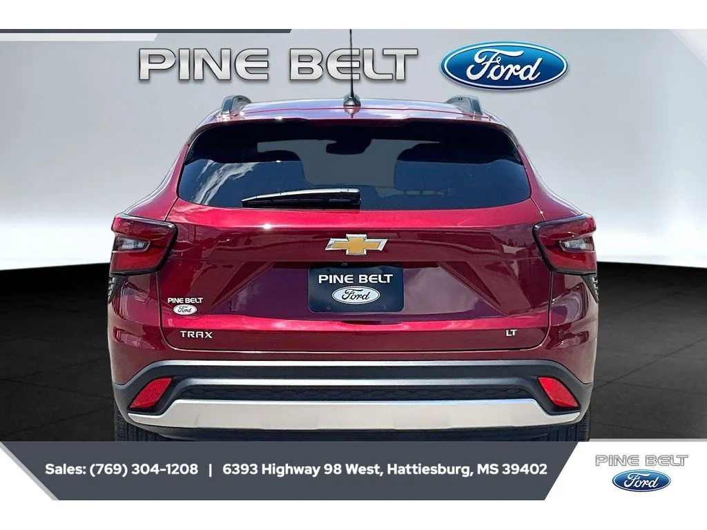 Used 2024 Crimson Metallic Chevrolet LT image 4