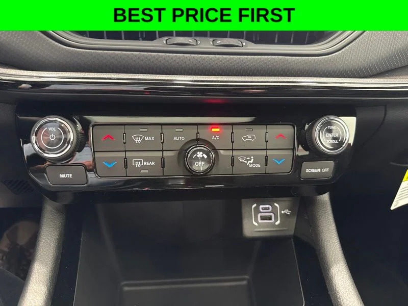 New 2026 Red Hot Pearl-Coat Exterior Paint Jeep Limited image 33