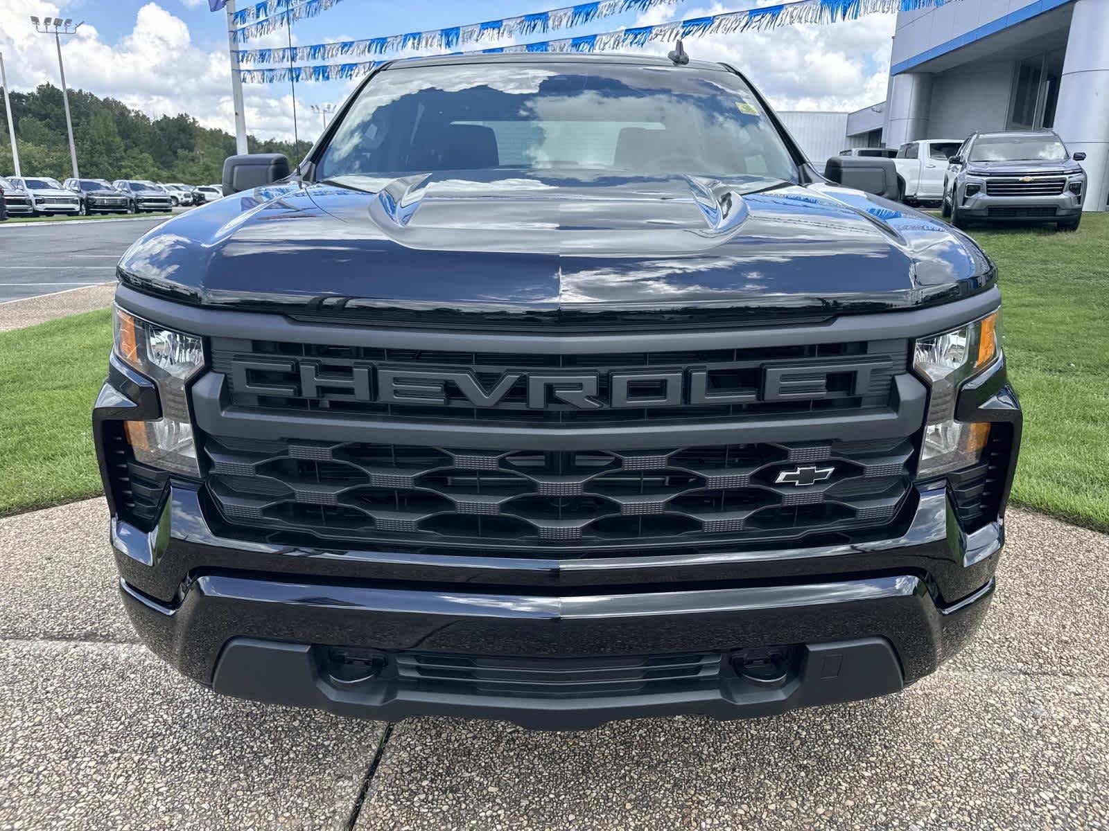 2026 Chevrolet Silverado 1500 Custom - Photo 2