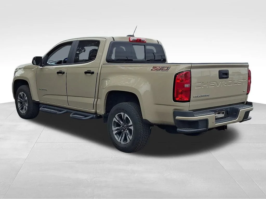Used 2021 Sand Dune Metallic Chevrolet Z71 image 4