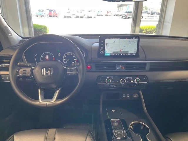 2025 Honda Pilot Touring - Photo 20