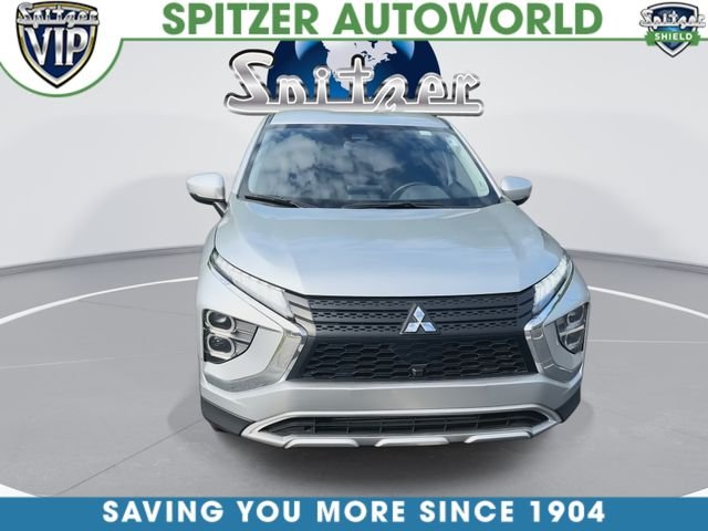 Used 2025  Mitsubishi SE image 3