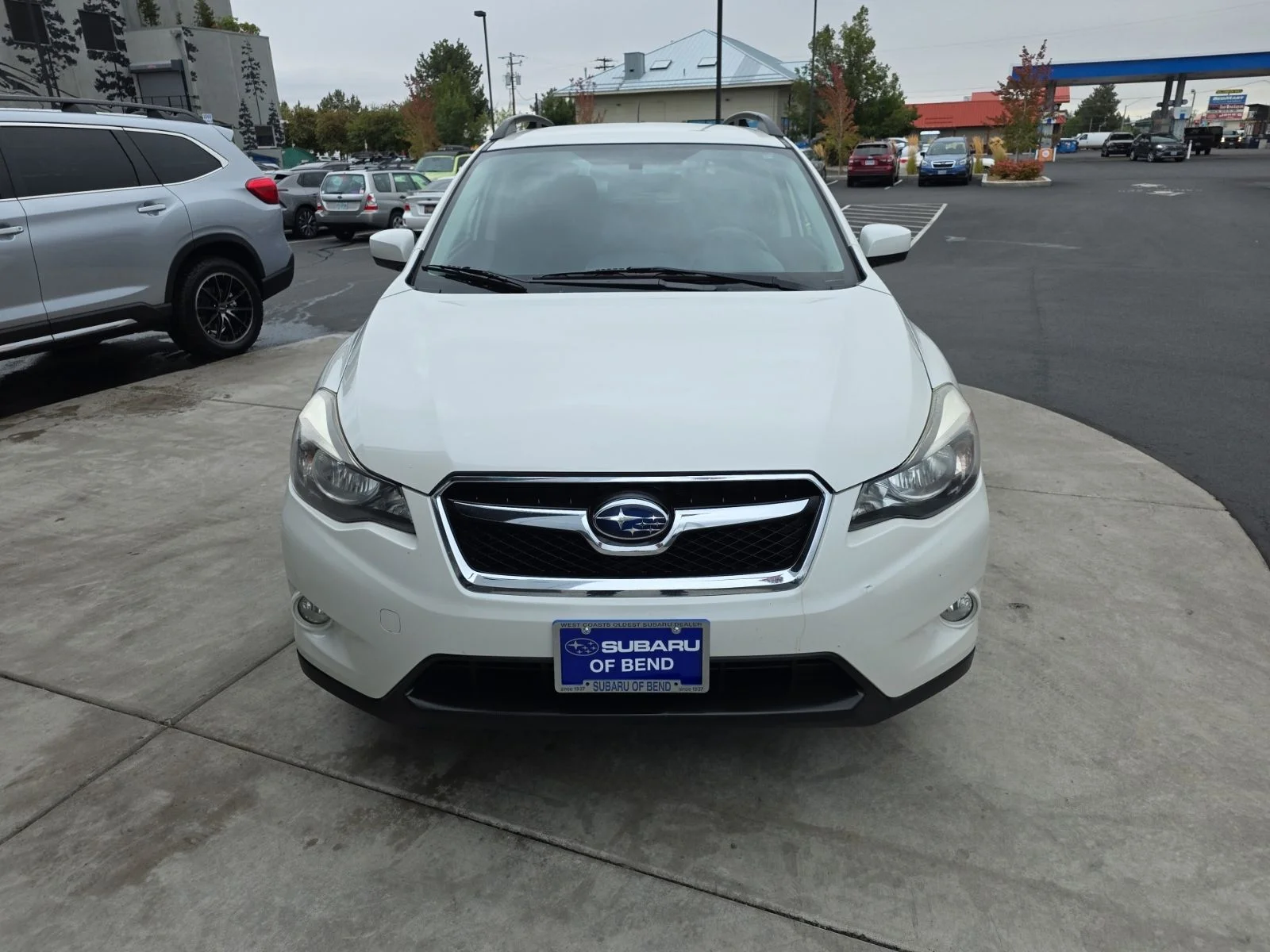 Used 2015 Crystal White Pearl Subaru 2.0i Premium image 2