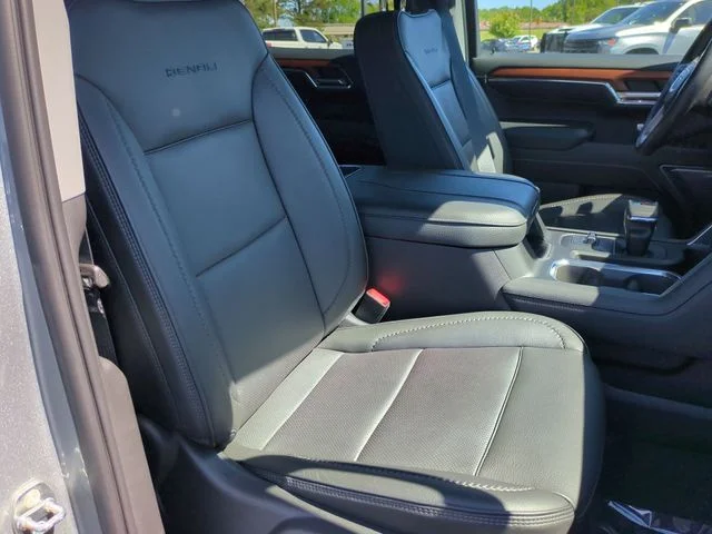 Used 2023 Silver GMC Denali image 24