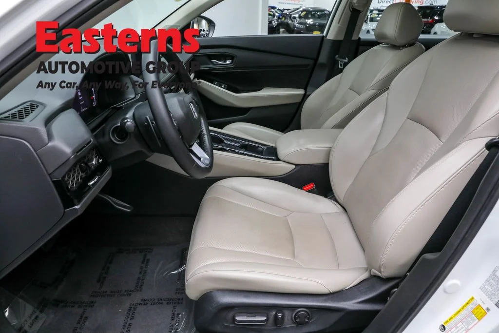 Used 2024 White Honda Touring image 14