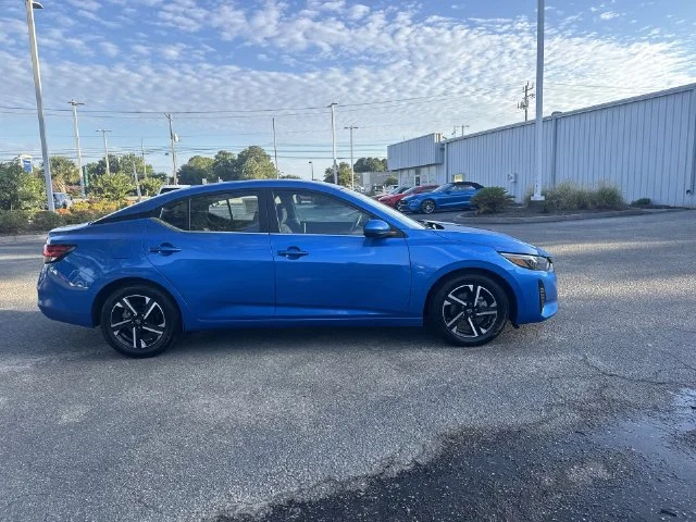 Used 2024 Blue Nissan SV image 4