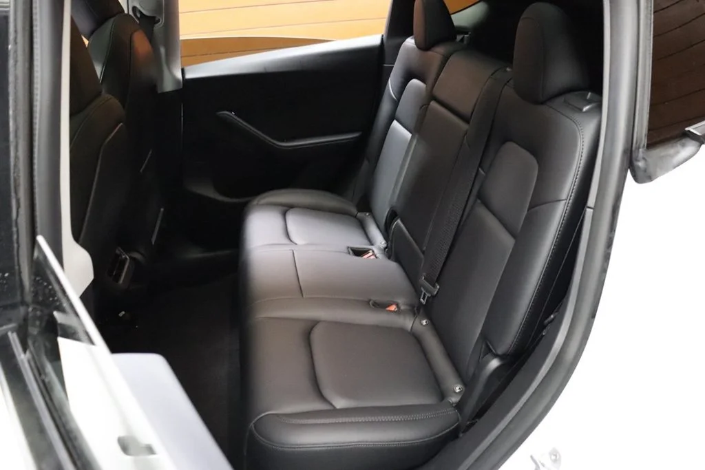 Used 2022 Pearl White Multi-Coat Tesla Performance image 39