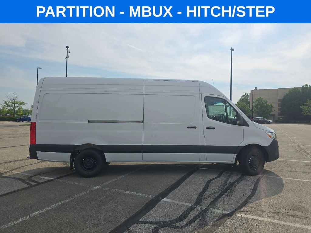 New 2026 Arctic White Mercedes-Benz Cargo 170 WB image 12