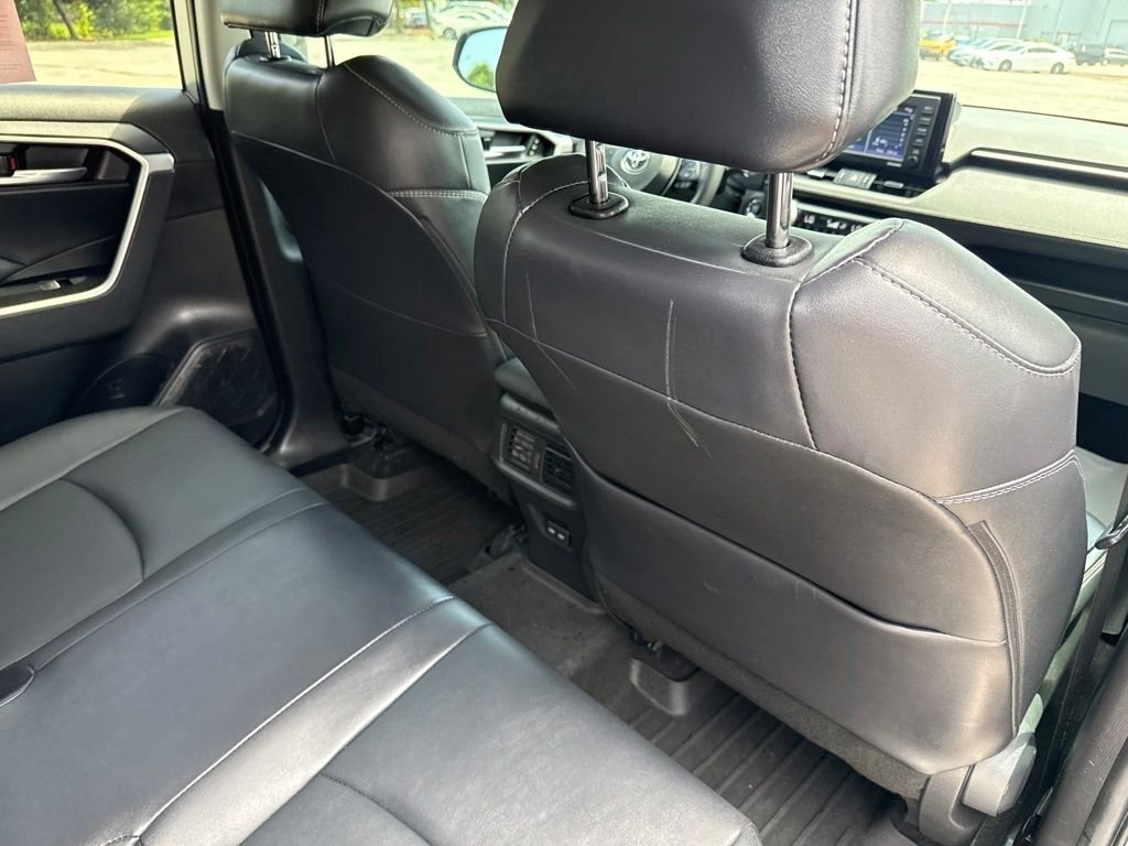 Used 2022 Silver Toyota XLE Premium image 14