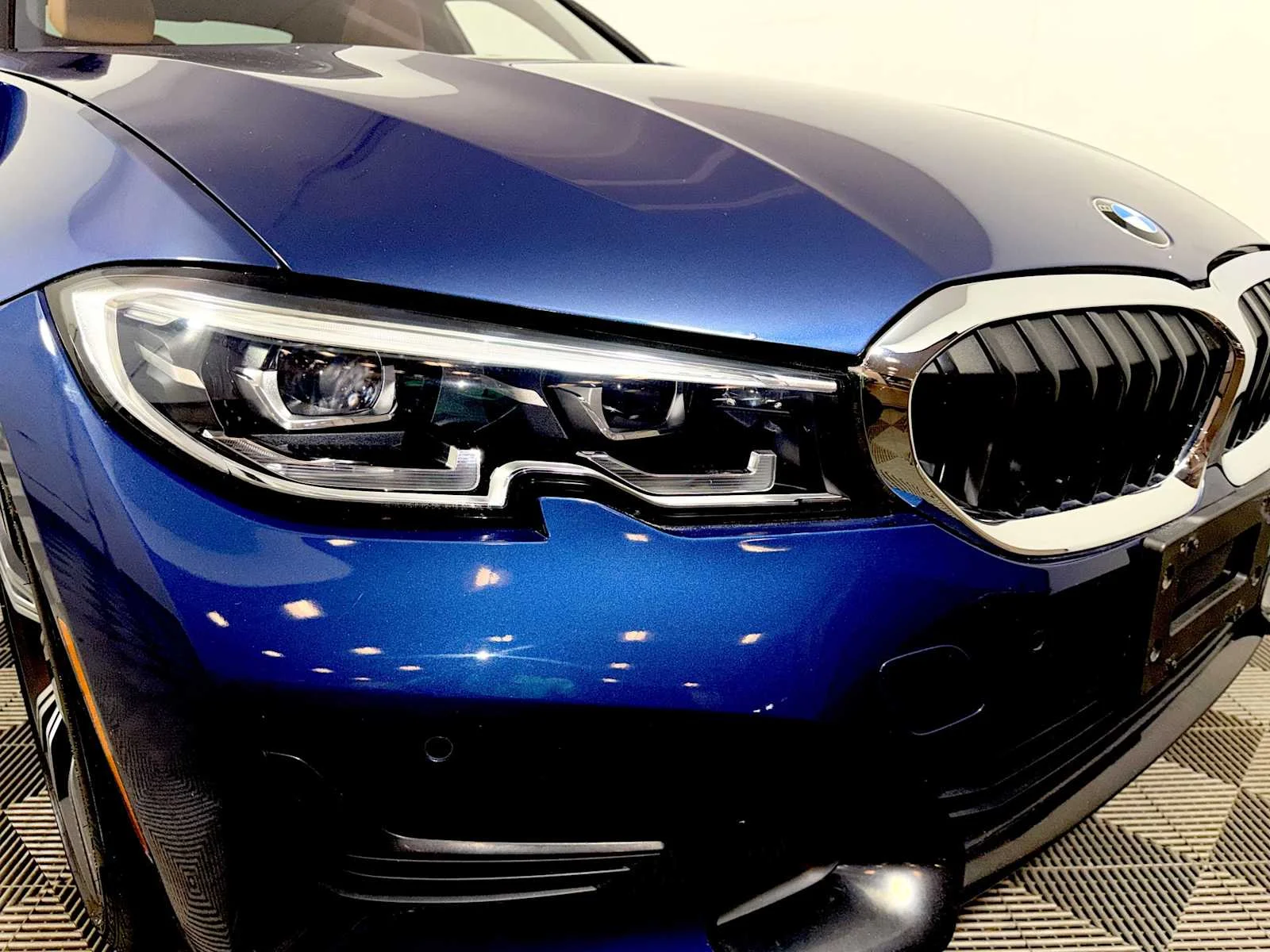 2021 BMW 3 Series 330i - Photo 25