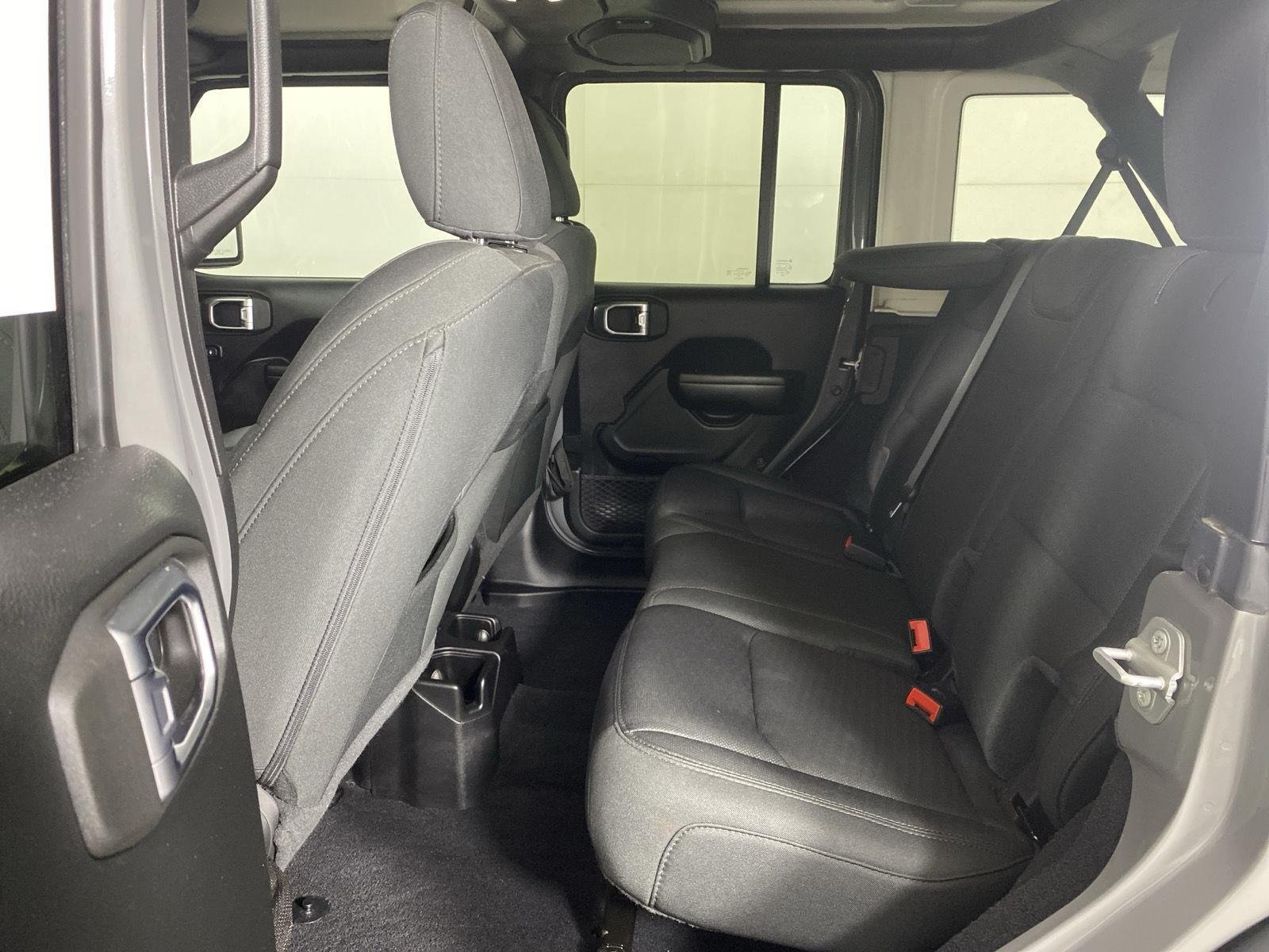 Used 2020 Sting-Gray Clearcoat Jeep Sport S image 6