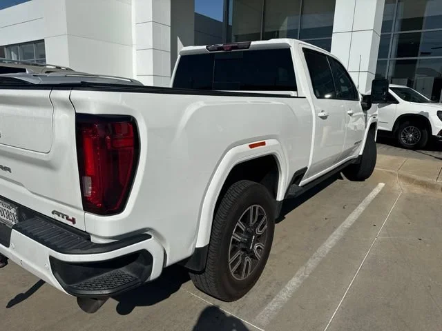 Used 2022 Summit White GMC AT4 image 3