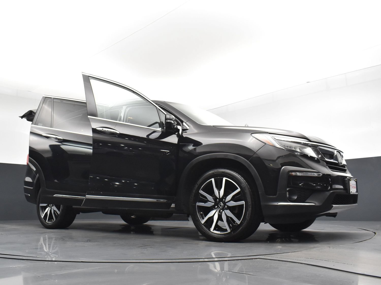 Used 2019  Honda Touring 7-Passenger image 16