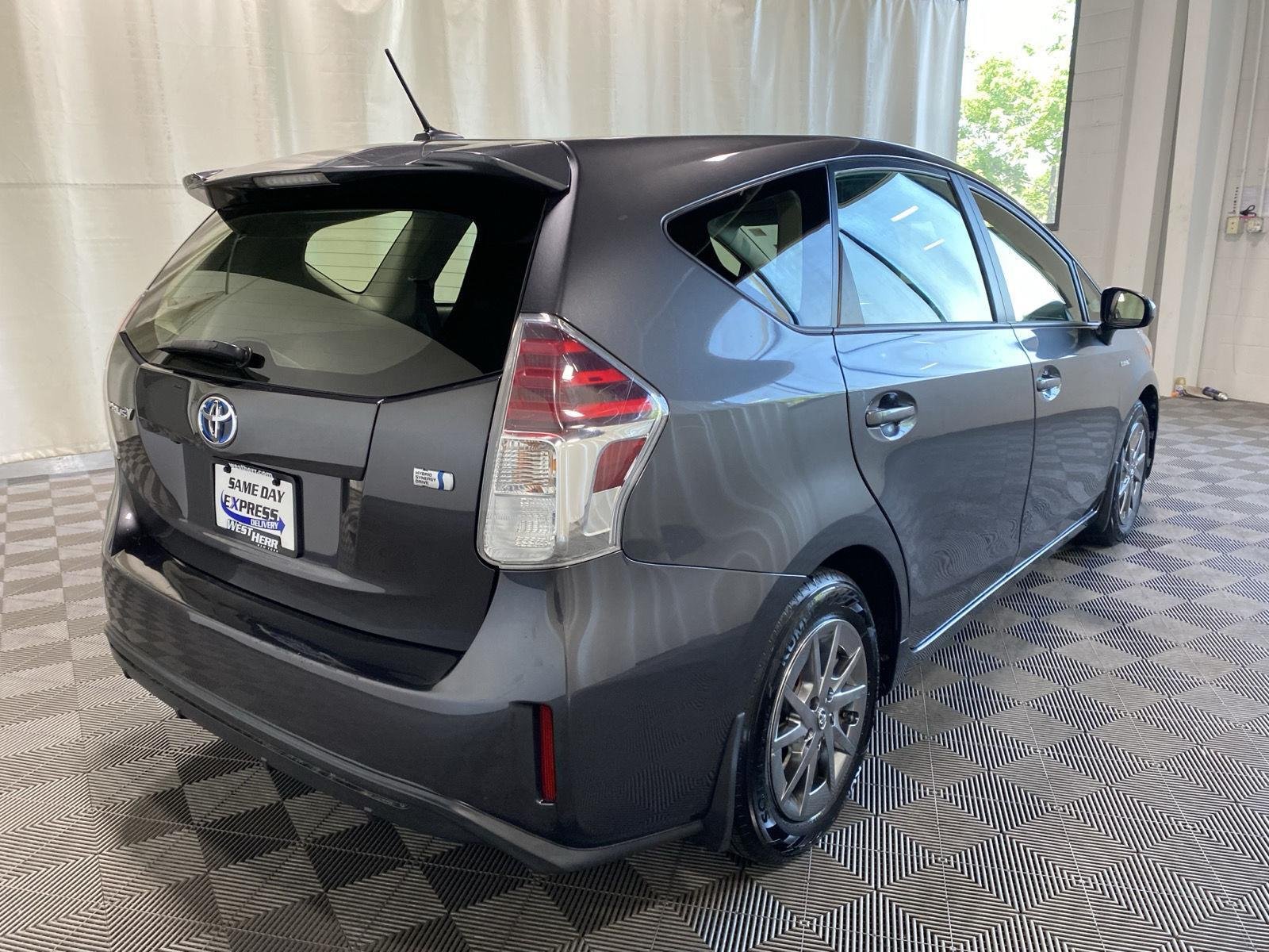 Used 2017 Magnetic Gray Metallic Toyota Four image 7