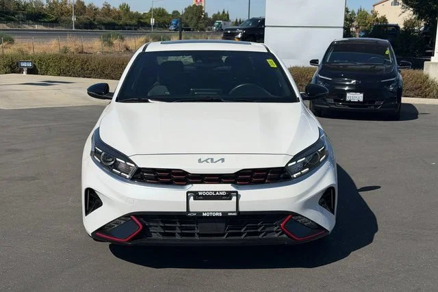 Used 2024  Kia GT-Line image 3