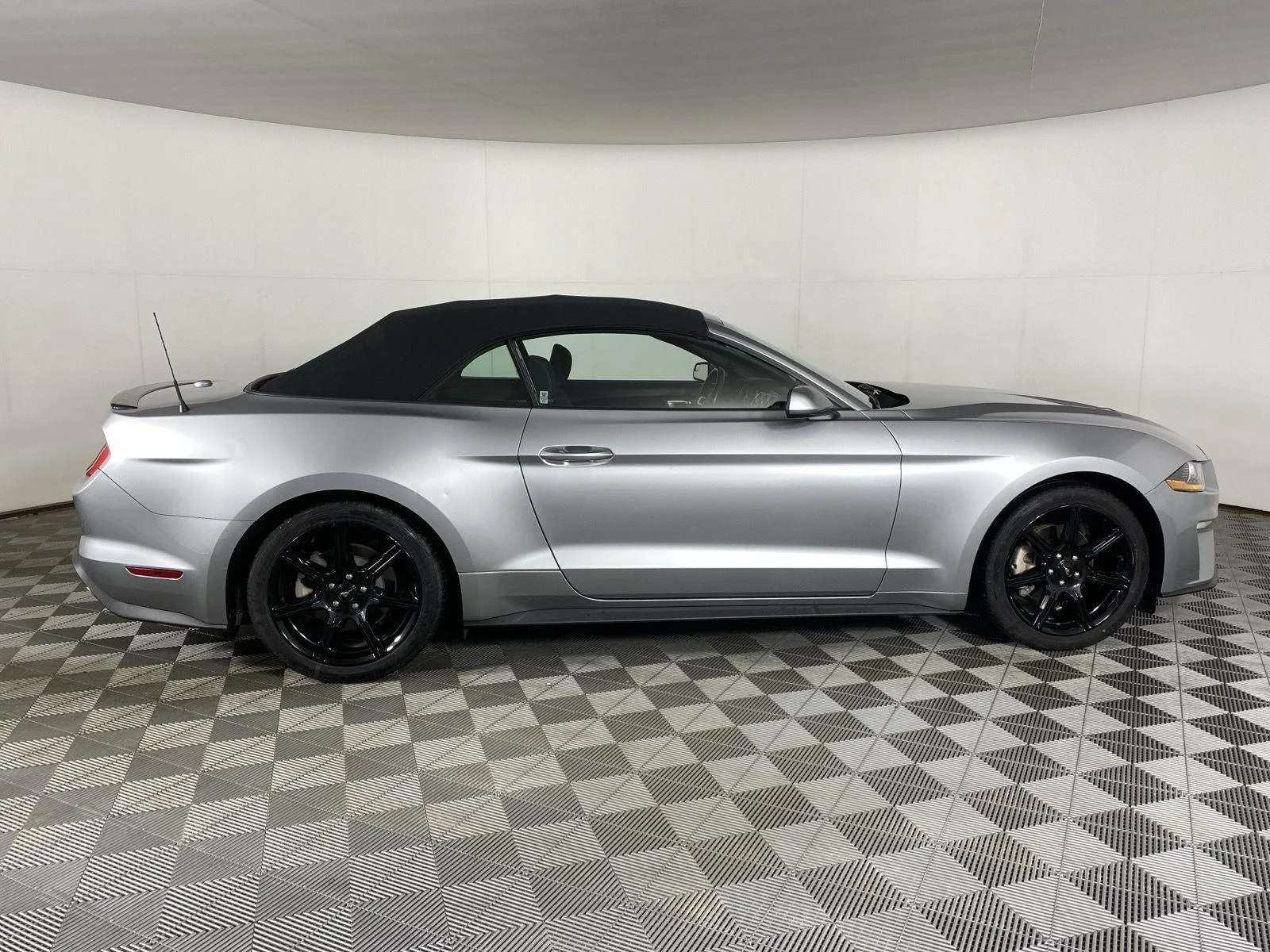 Used 2020 Iconic Silver Ford EcoBoost image 11