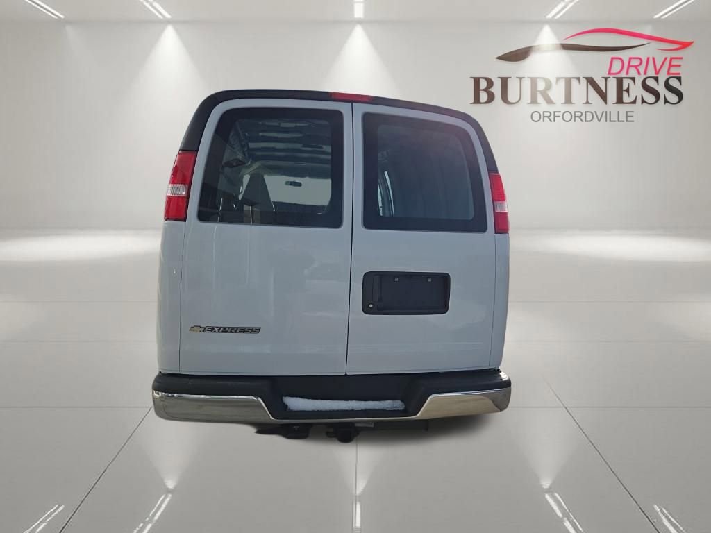 2025 Chevrolet Express Cargo Work Van - Photo 7