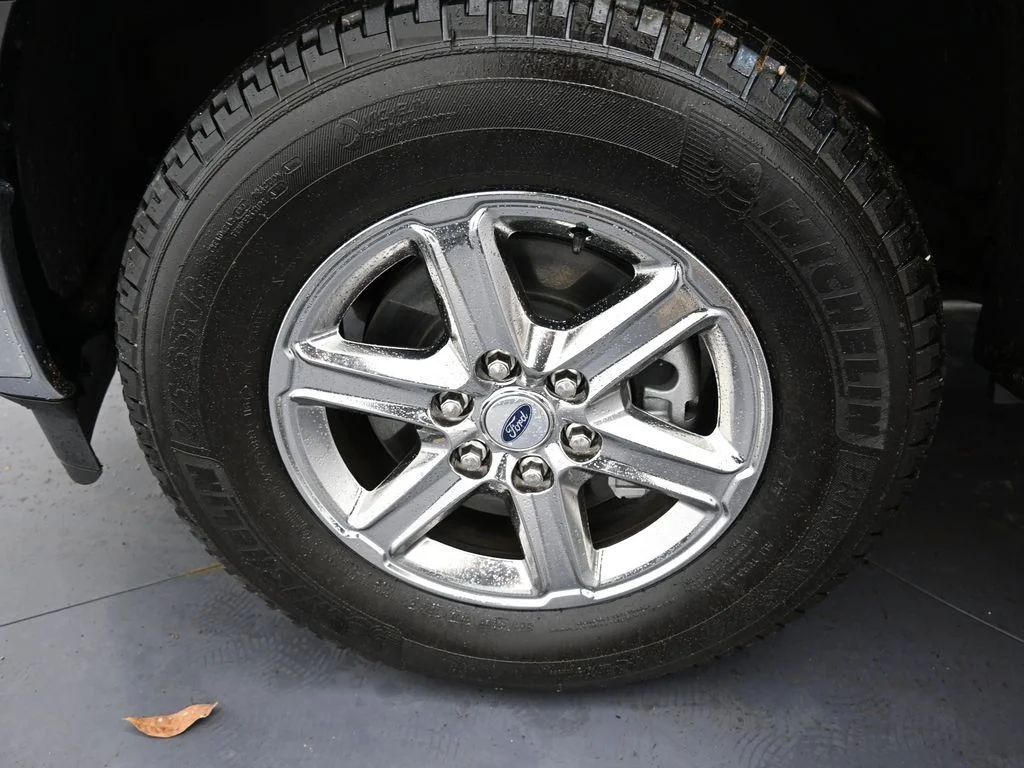 2025 Ford F-150 XLT - Photo 30