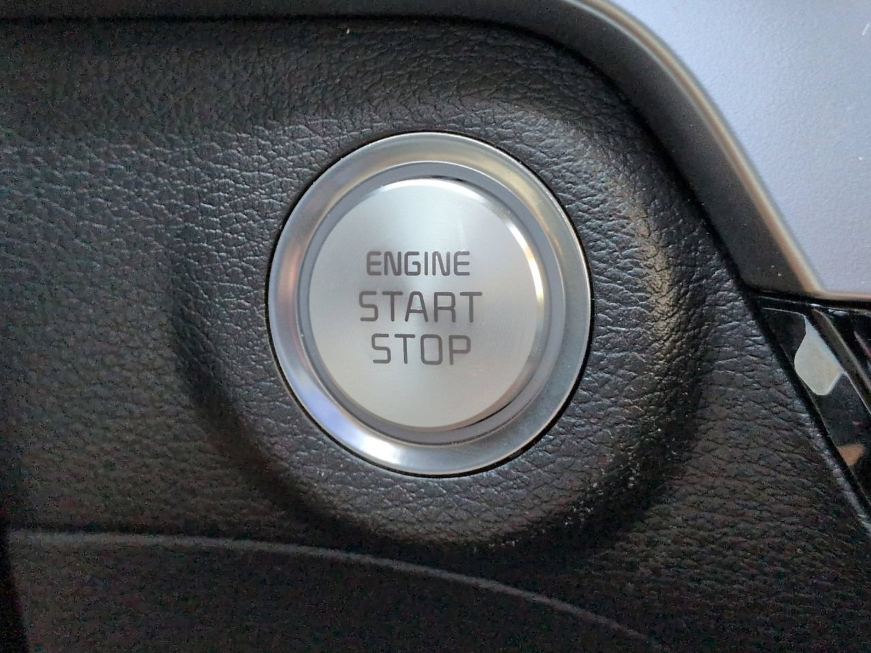 Certified Used 2025 Everlasting Silver Kia EX image 37