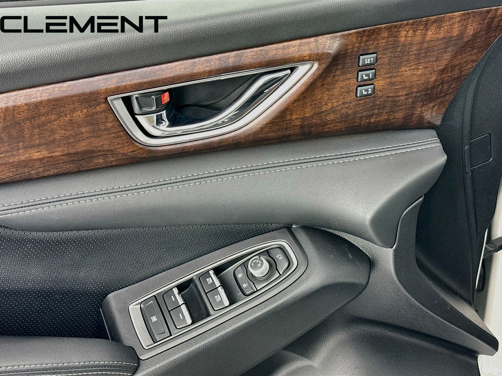 2023 Subaru Ascent Touring - Photo 28