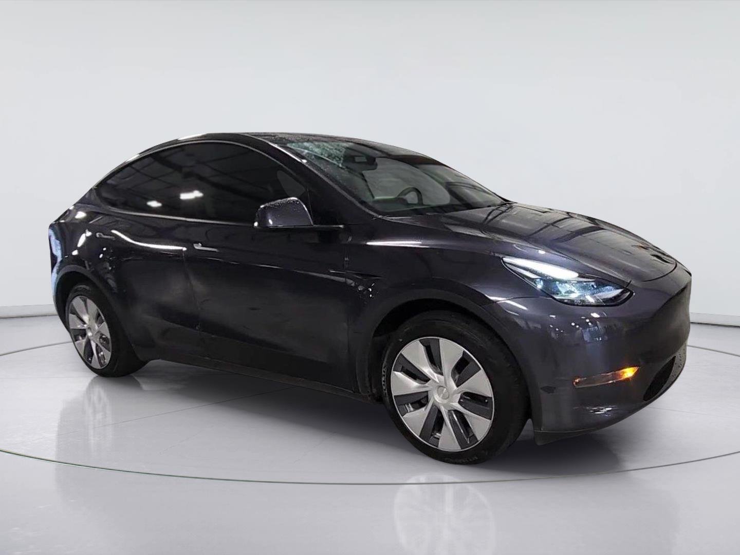 Used 2024 Tesla Model Y Long Range with VIN 7SAYGDEE2RA241261 for sale in Houston, TX