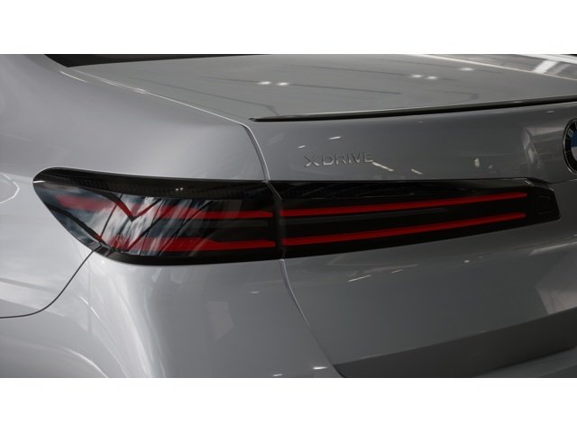 New 2027 Brooklyn Grey Metallic BMW 740i xDrive image 8