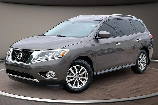 2015 Nissan Pathfinder SV