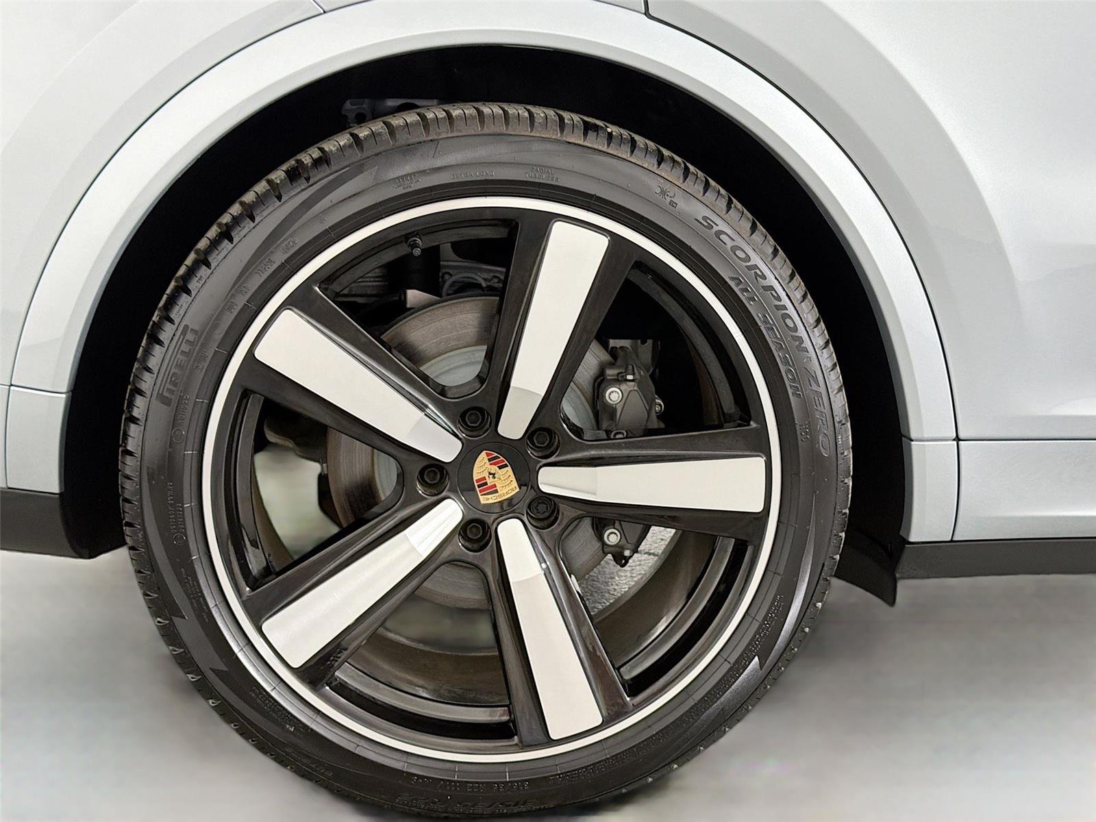 2025 Porsche Cayenne Coup Base - Photo 13