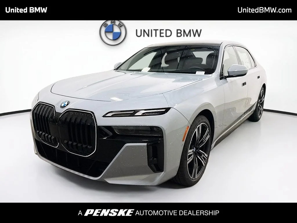 2026 BMW 7 Series 740i Sedan's photo