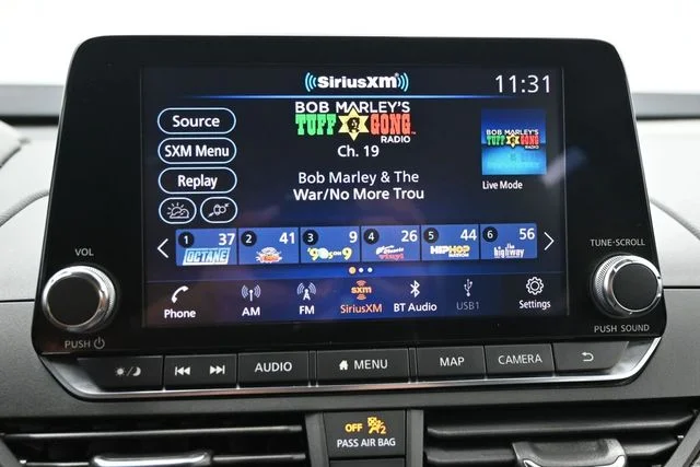 Used 2019 Gray Nissan 2.5 SL image 21