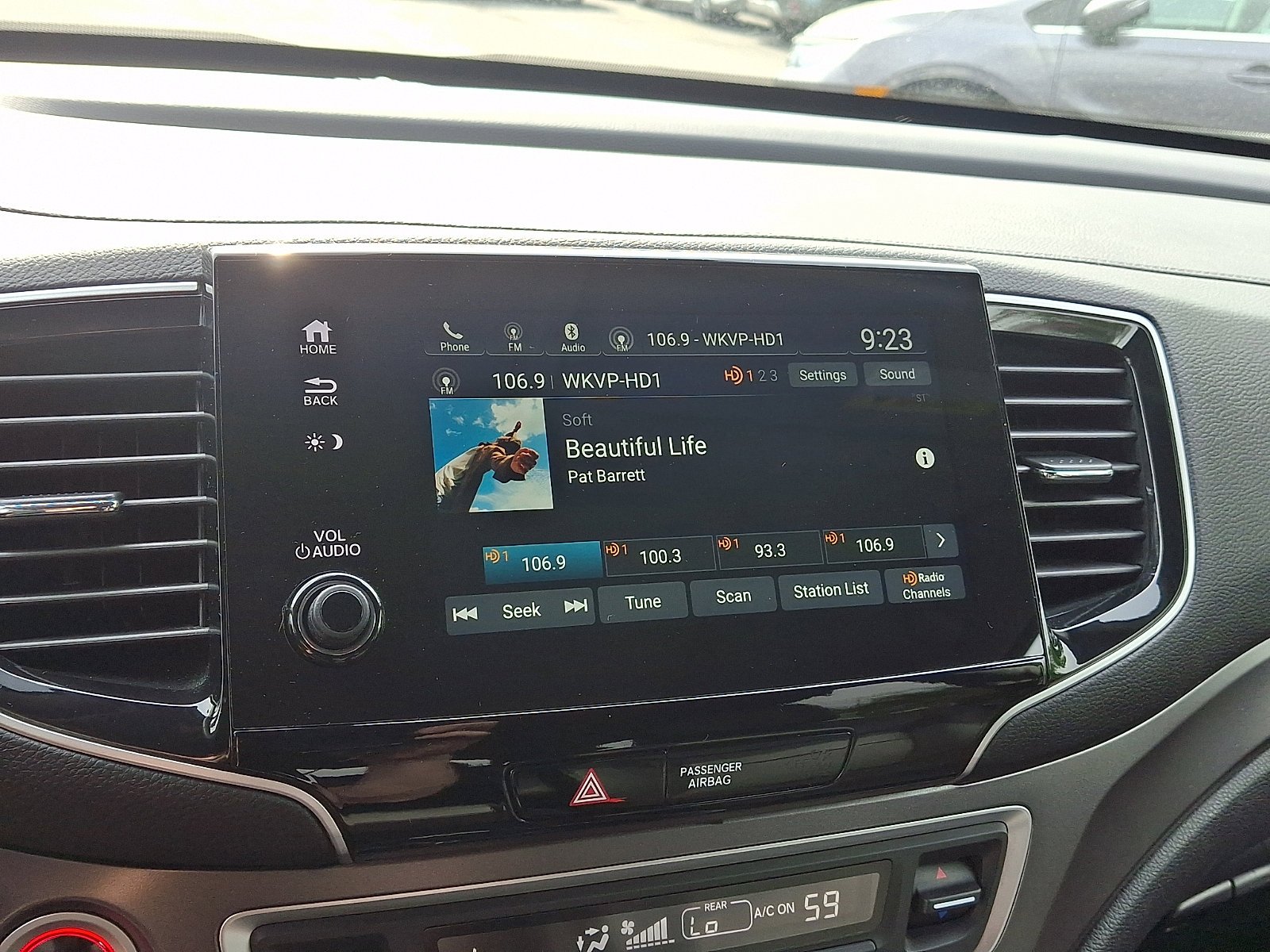 2022 Honda Pilot SE - Photo 16