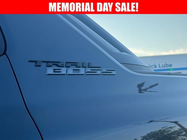 2026 Chevrolet Silverado EV Trail Boss - Photo 10