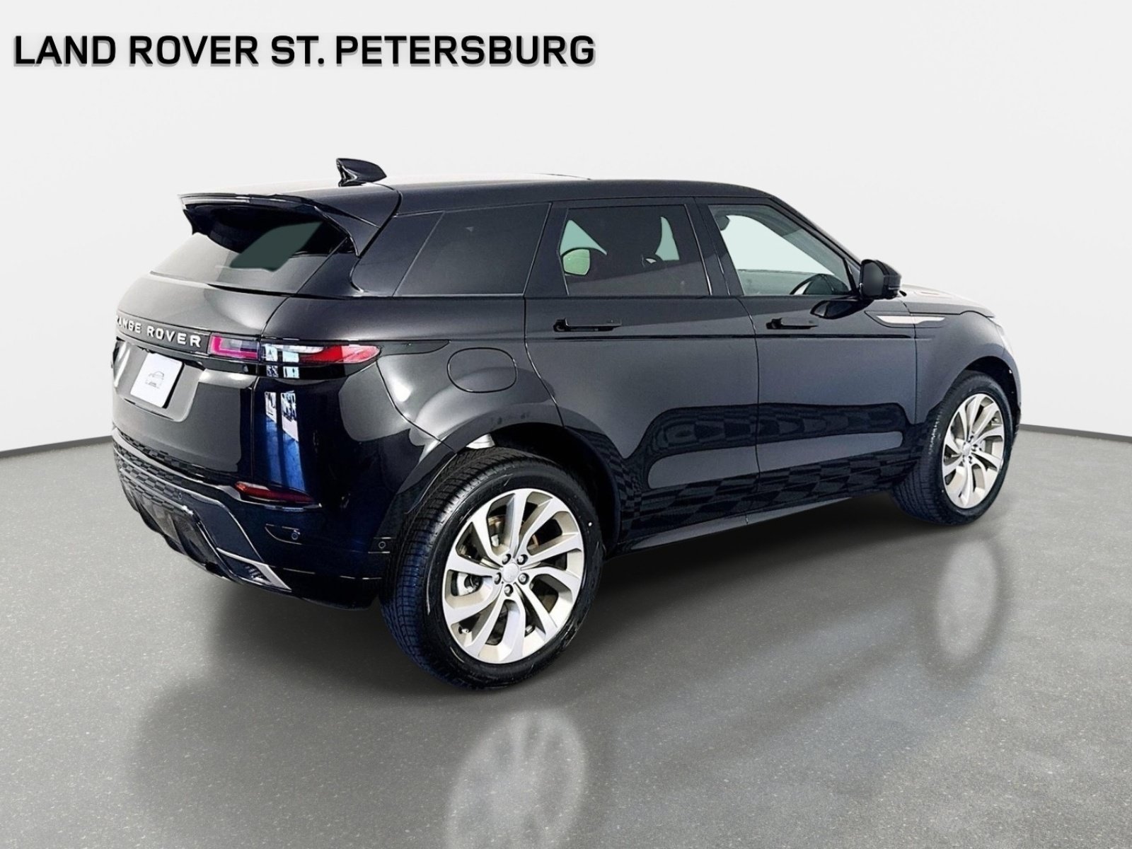 Used 2026 Santorini Black Land Rover Hoxton Edition image 5