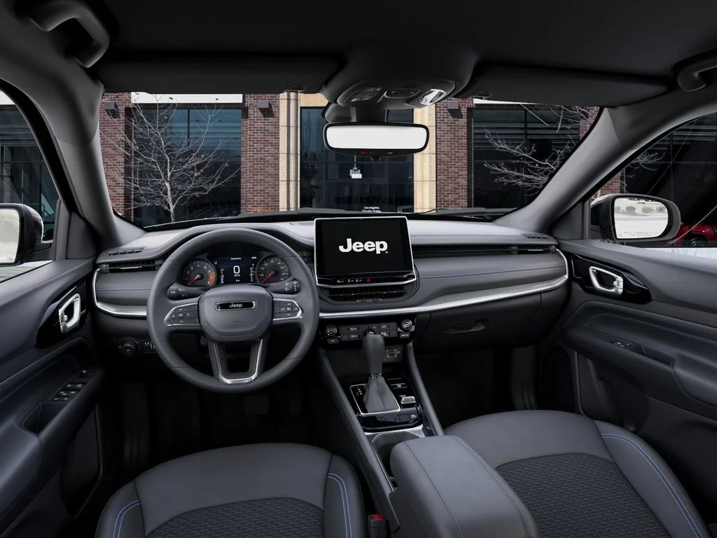 New 2026 Bright White Clearcoat Jeep Latitude image 14