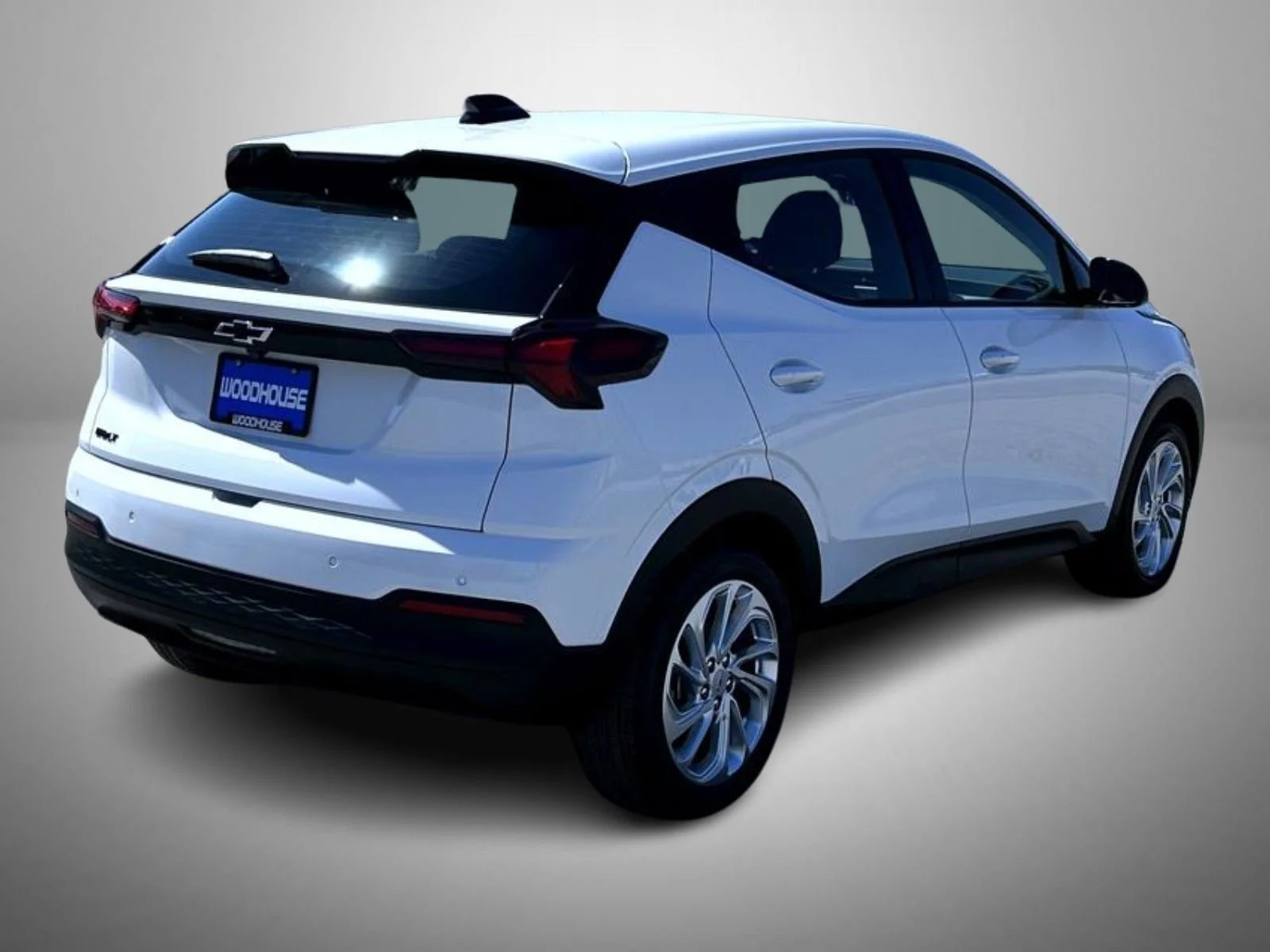New 2027 Summit White Chevrolet LT image 5