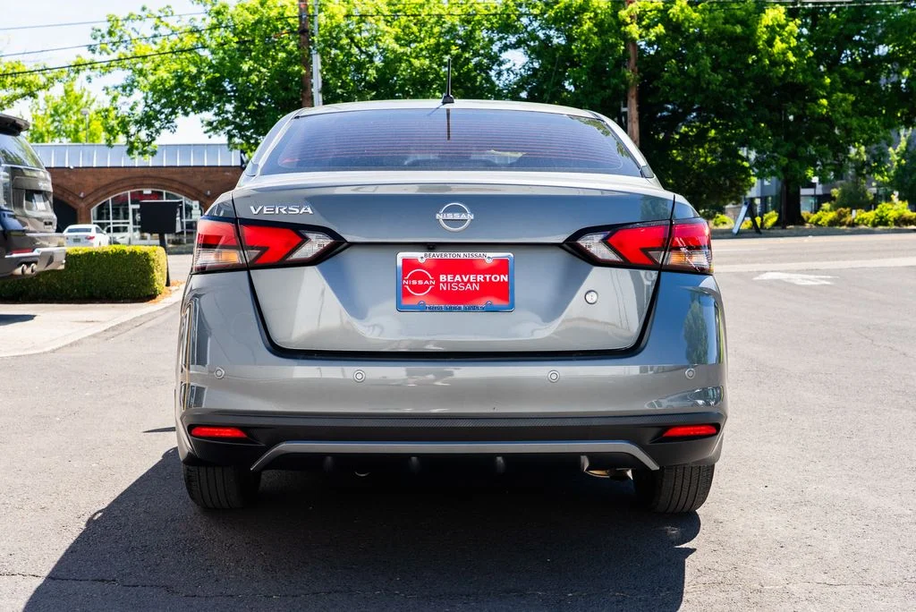 Used 2025 Gray Nissan 1.6 S image 5